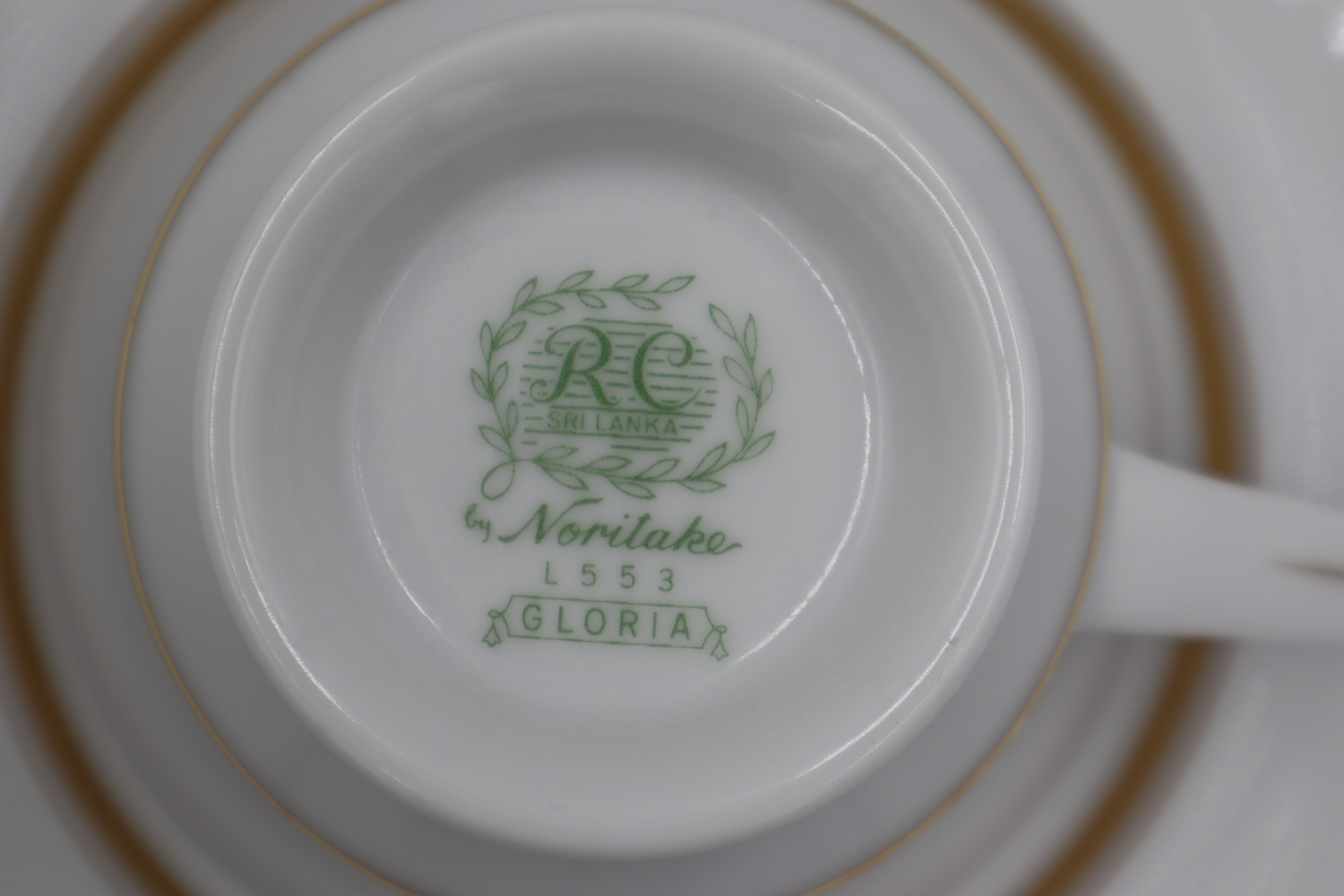 Noritake Gloria Teacup and Saucer Set - Image 3